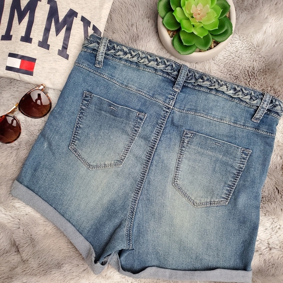 Denim Short , jeans short - Picture 5 of 8